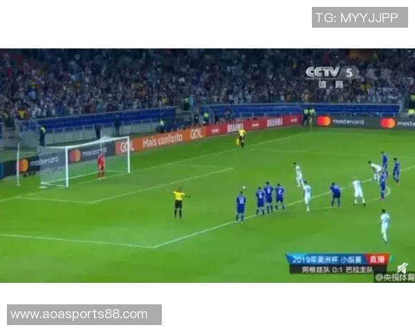 姆巴佩点球技巧揭秘:助跑停顿与坚定眼神助其近11次未罚丢