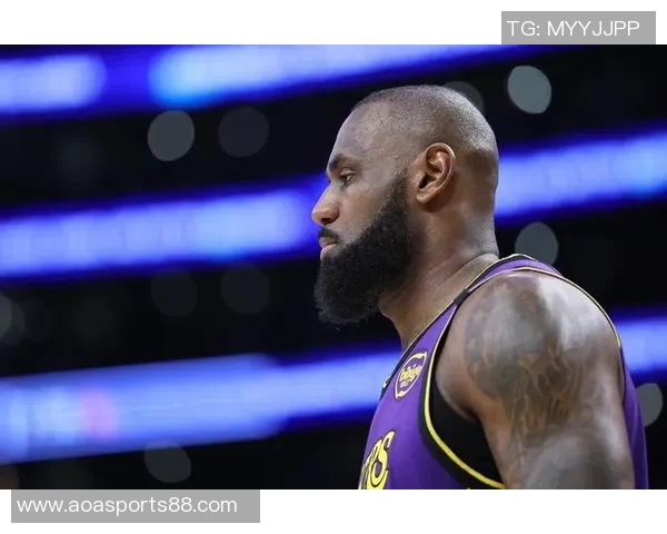 专家分析詹姆斯伤势恢复期为三到四周表明情况并不严重