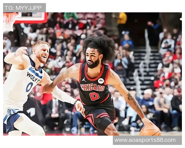 兰德尔第三节高效发力砍下17分助球队逆转局势展现领袖风范